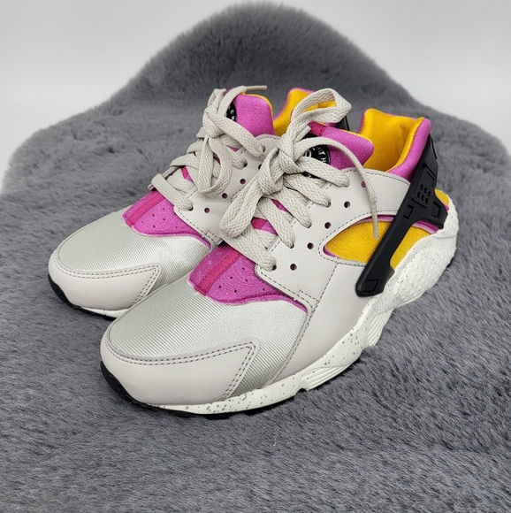 Nike Shoes - Nike Air Huarache Run Women's Running Shoes